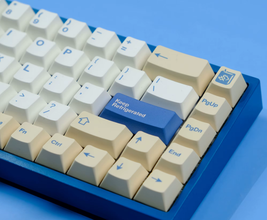 Soymilk Keycap Set – Premium PBT Mechanical Keycaps (135 Keys)